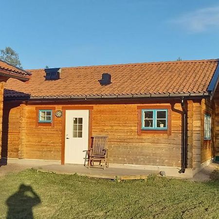 Vackert Belaegen Laegenhet I Gesunda Apartment Solleron Bagian luar foto