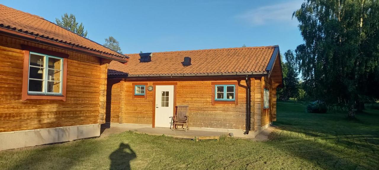 Vackert Belaegen Laegenhet I Gesunda Apartment Solleron Bagian luar foto
